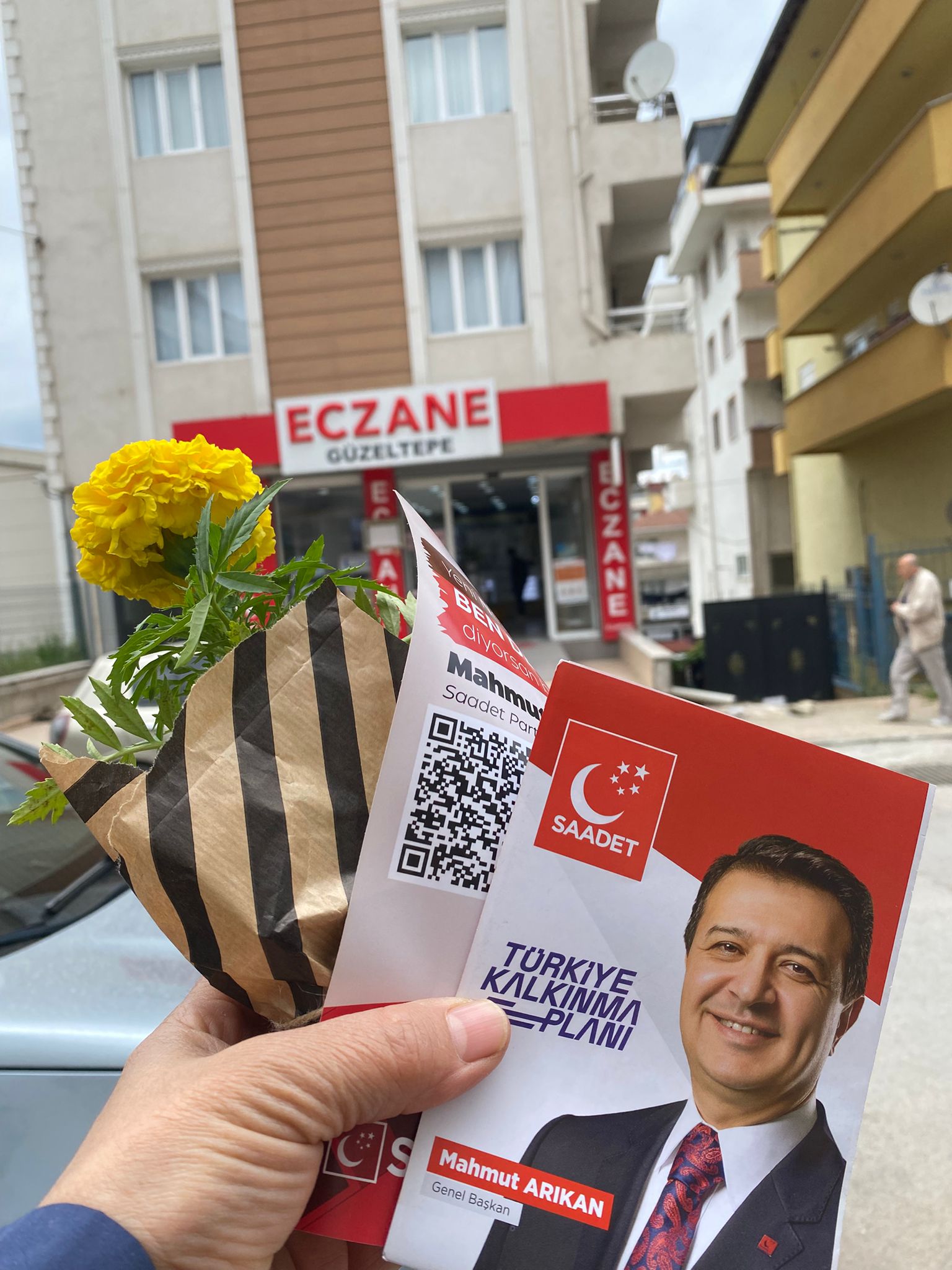Saadet Partisi Eczacıları Unutmadı