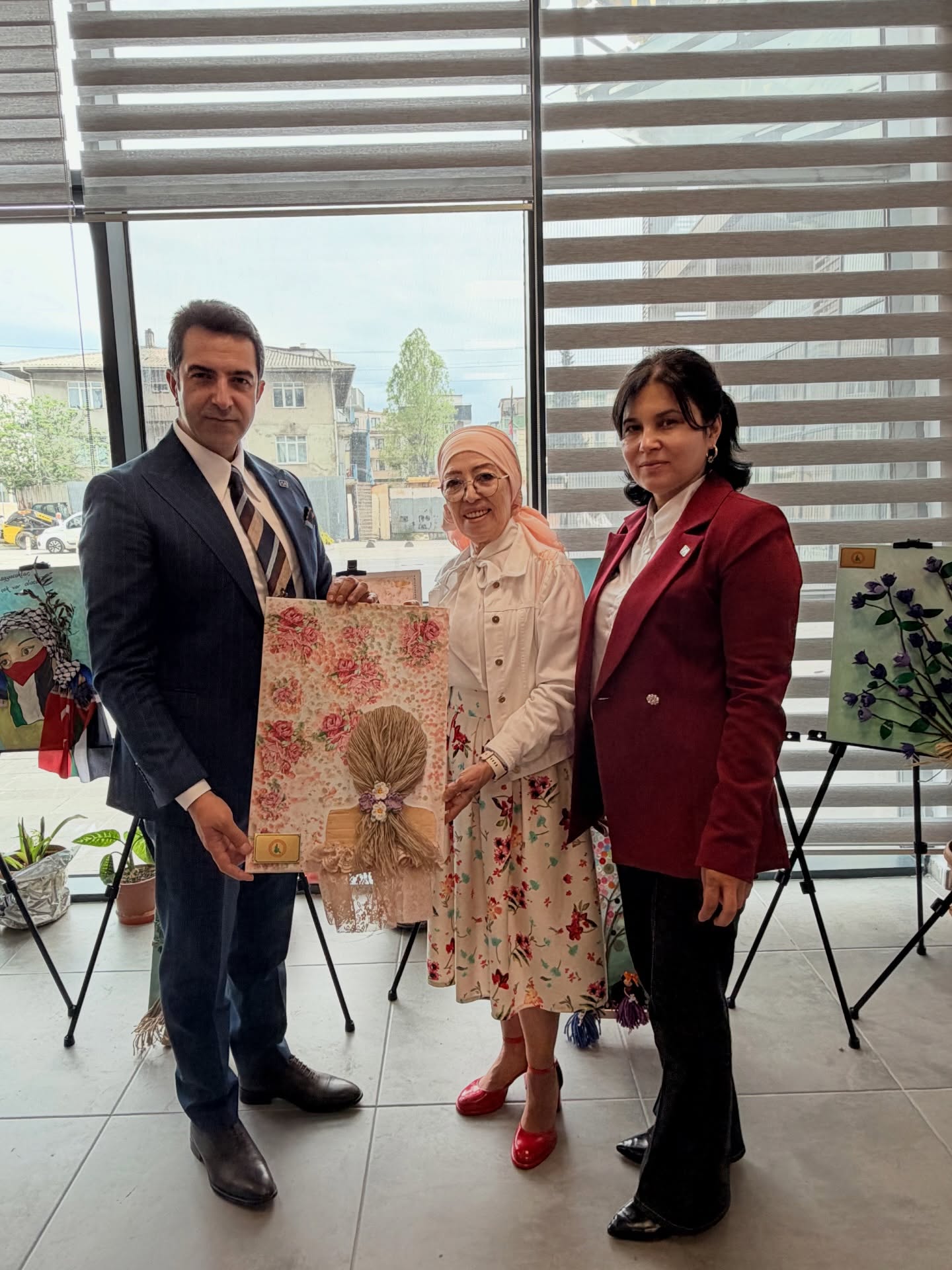 Anahtar Parti Darıca İlçe Başkanı Kınyas Bakar Darıca Bir Umut Engelliler Derneği'ni Ziyaret Etti
