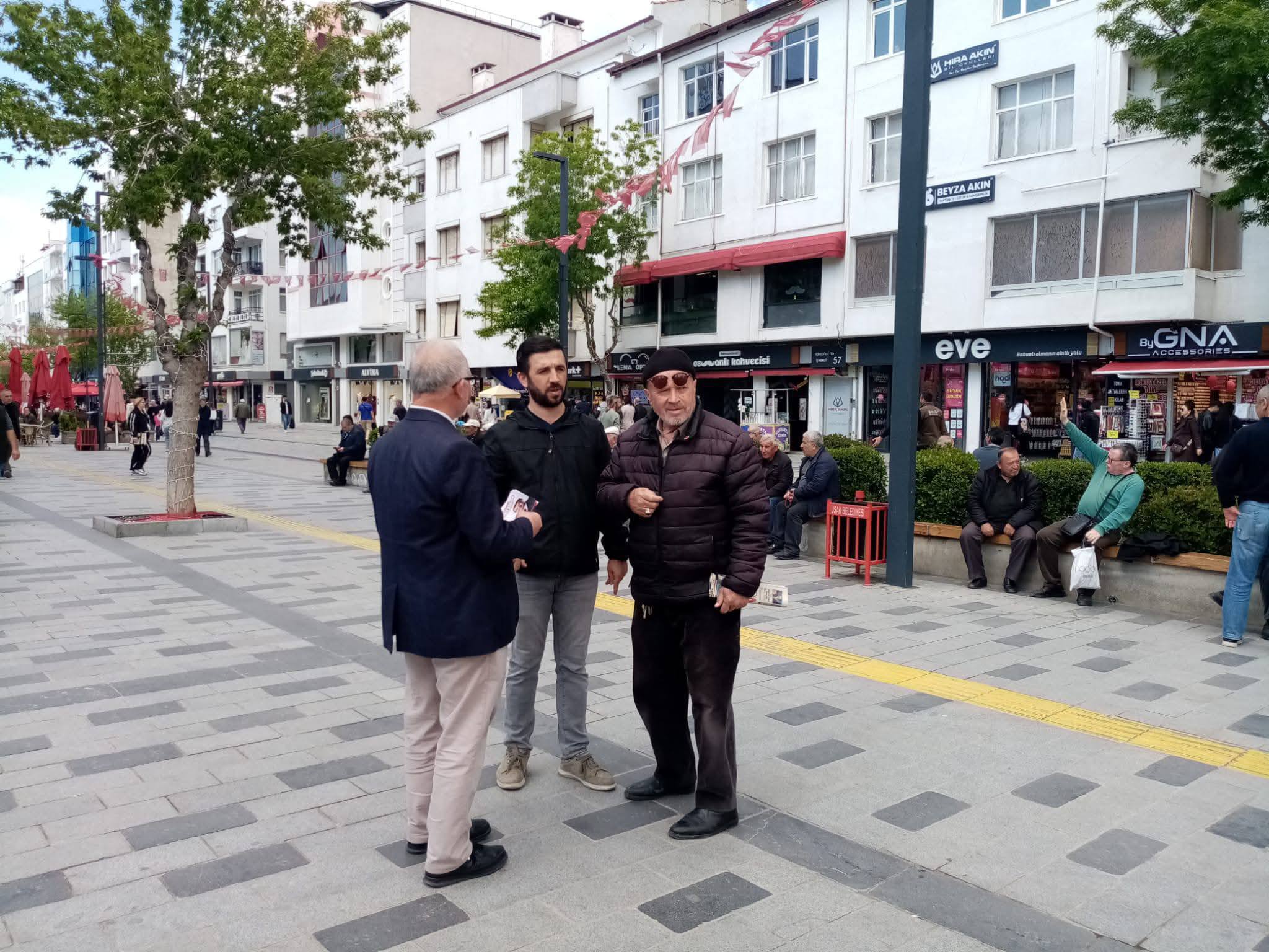 Saadet Partisi Uşak İl Başkanlığı’ndan Üye ve Stant Çalışması