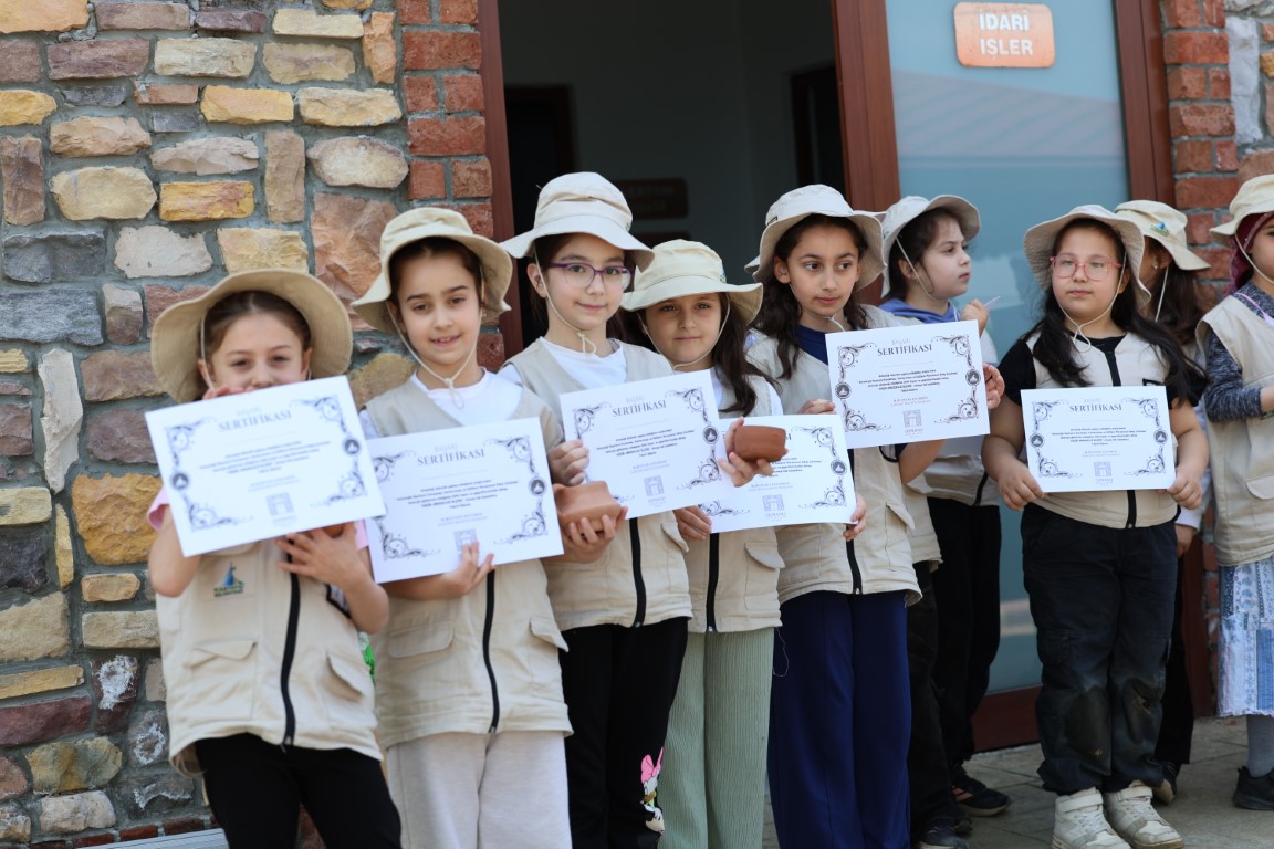 Osmanlı Günlük Yaşam Müzesi'nde Minik Eller Tarihe Dokundu