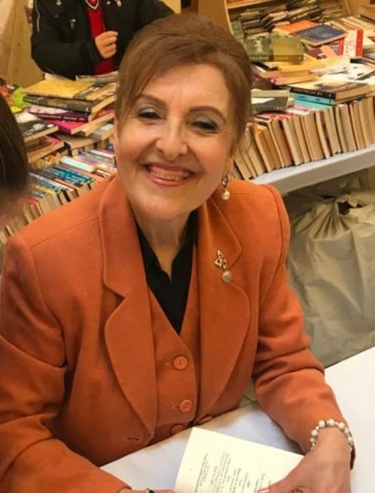 Eğitimci, Şair Yazar Gülseren Delibaş'ın, Prof. Dr. Türkan Saylan Anısına Yazmış Olduğu Şiir: Papatyaların Öğretmeni