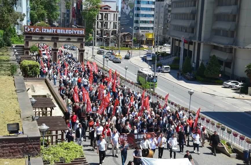 19 Mayıs Atatürk’ü Anma, Gençlik ve Spor Bayramı Yurdun Dört Bir Yanında Coşkuyla Kutlandı