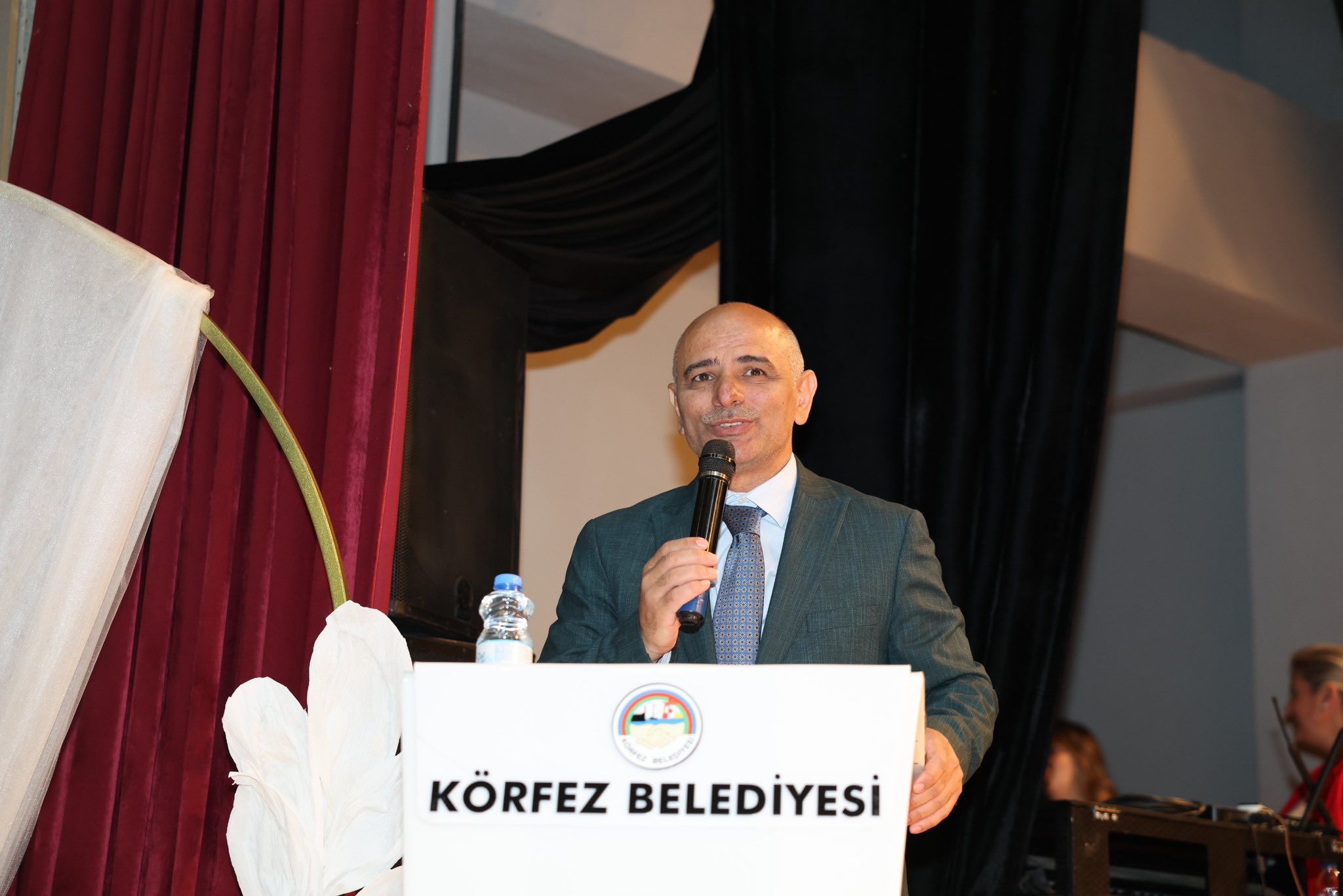 Körfezli Kadınlardan Yılsonu Sergisi