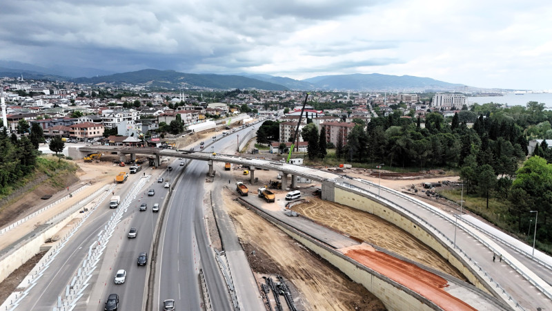 Başiskele Koridor Projesi’nde 9 köprünün montajı bitti