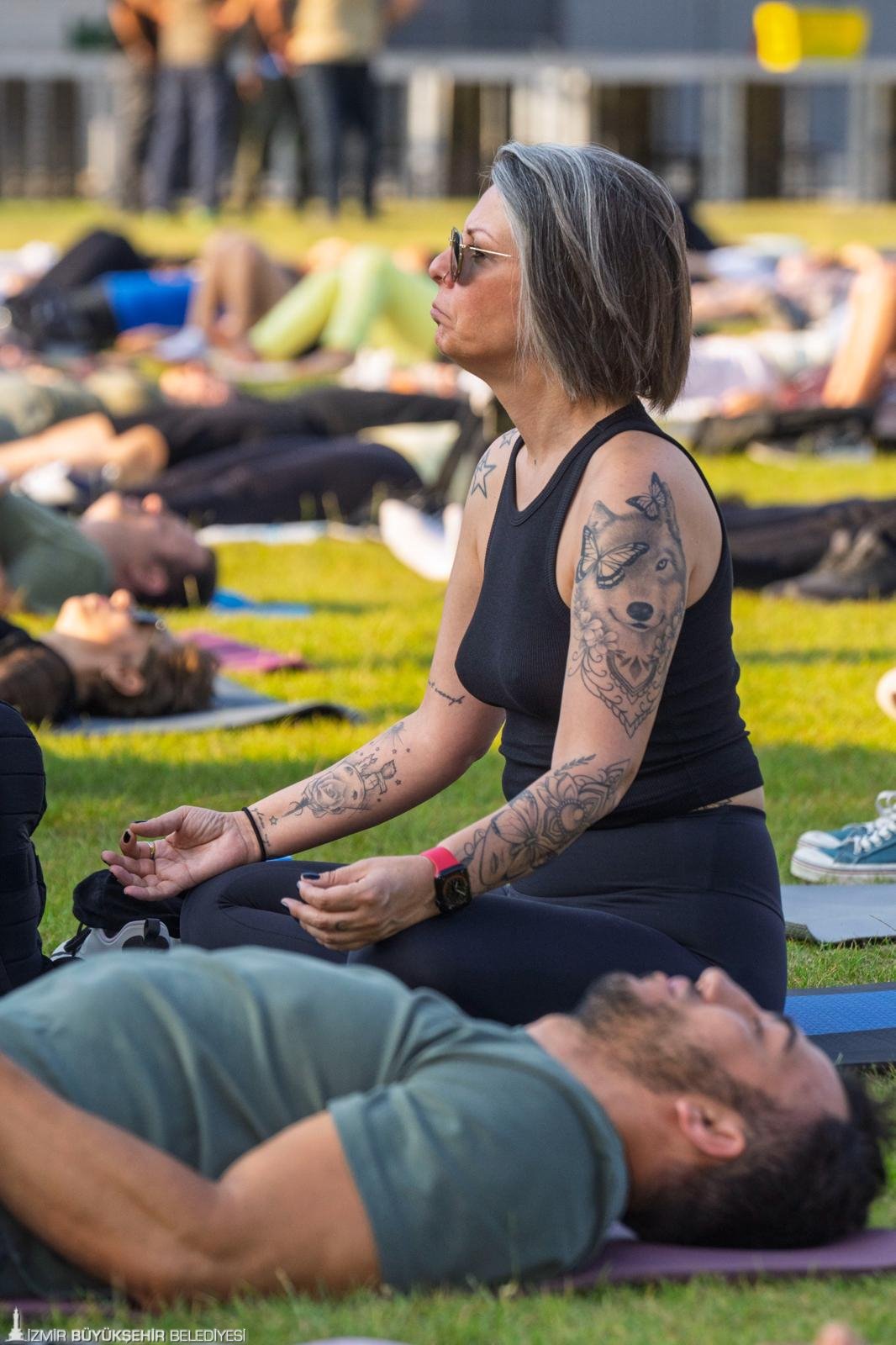 Matlar çimlere serildi Kültürpark'ta yoga rüzgârı esti
