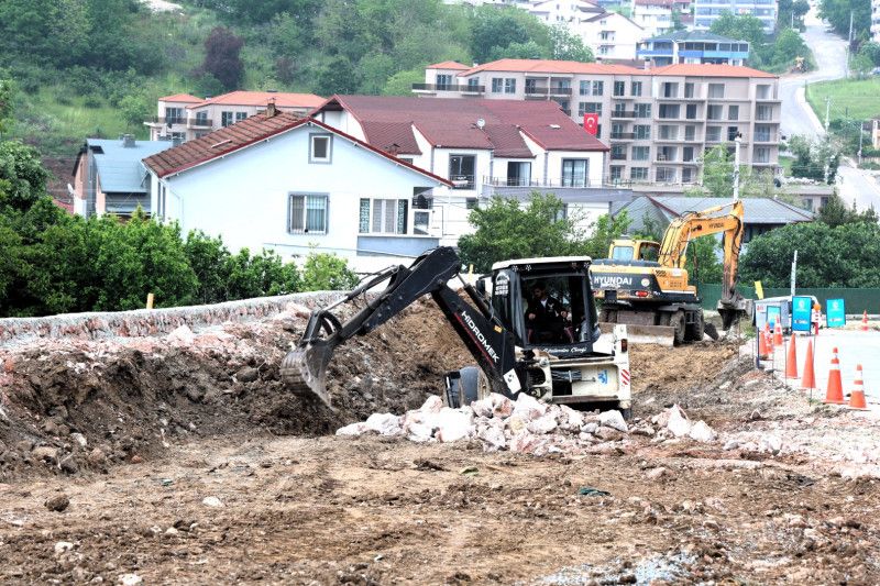 Başiskele'de Selahattin Eyyubi Caddesi Genişliyor