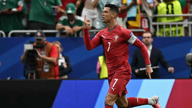 Ronaldo ve Messi’den Dünya Kupası’nda Tarihi Gece: Rekor Yarışı Yeni Bir Boyuta Taşındı
