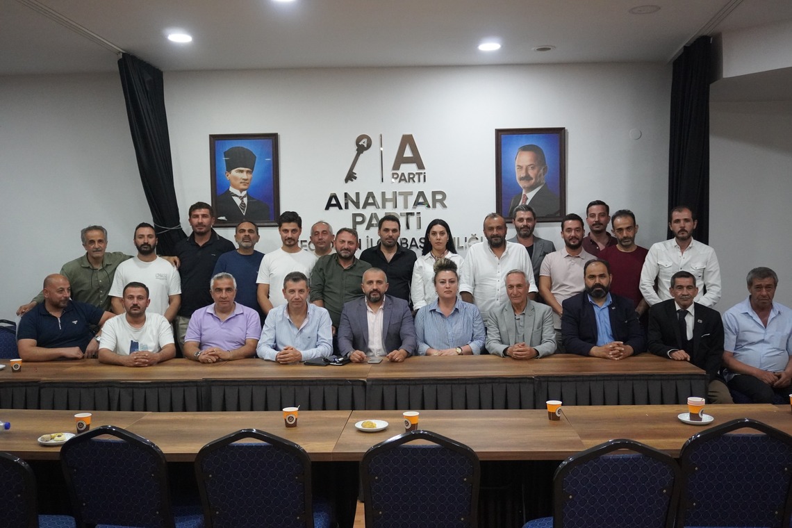 Anahtar Partisi Keçiören İlçe Başkanı Hamza Serhat Yeniçeri ile Röportajımız