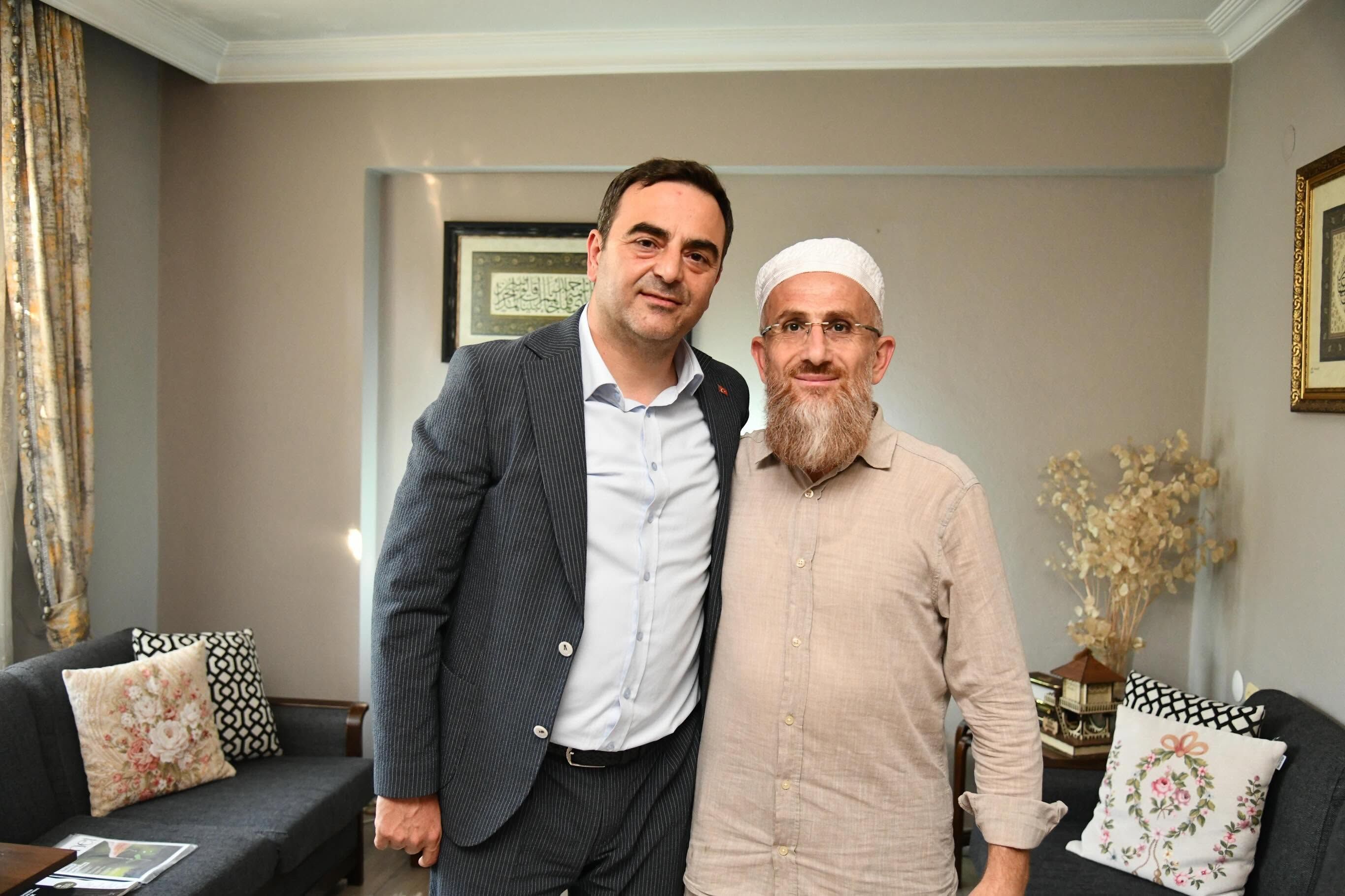 Başiskele Belediye Başkanı Özlü’den Hac´dan Dönen Vatandaşlara Ziyaret
