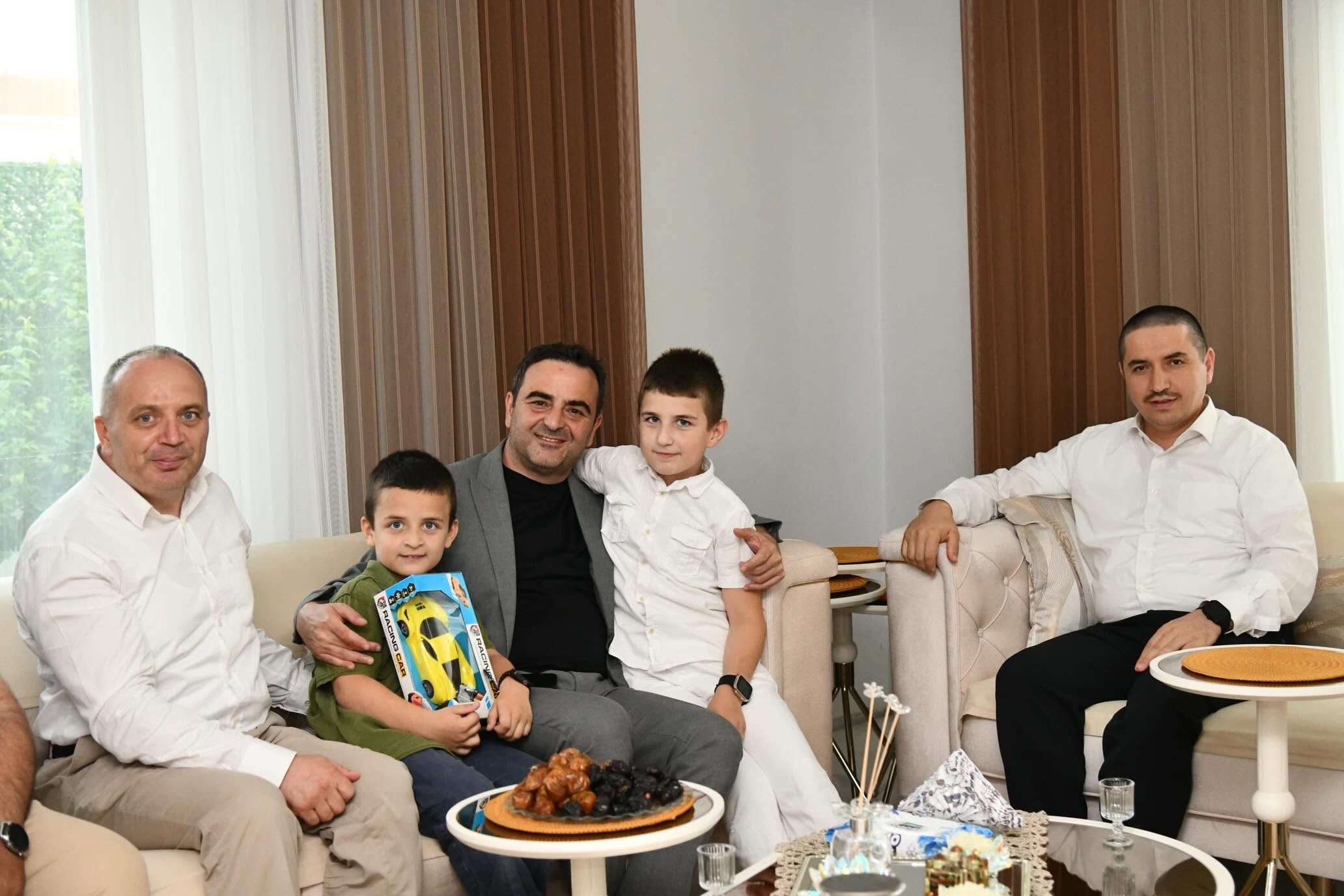 Başiskele Belediye Başkanı Özlü’den Hac´dan Dönen Vatandaşlara Ziyaret