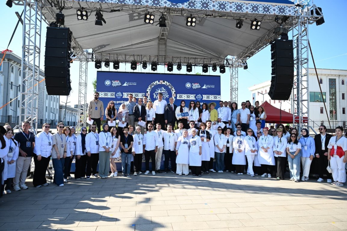Kartepe Gastronomi Festivali'ne Yoğun Katılım