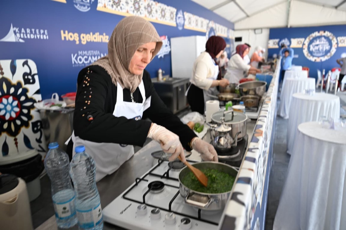 Kartepe'de Lezzet Şöleni Başladı 2. Gastronomi Festivali Kapılarını Açtı