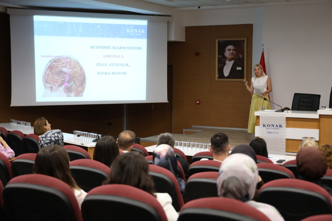 Kartepe'de Personel Eğitimleri Devam Ediliyor