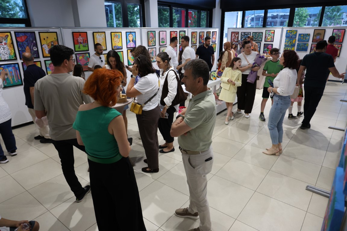 Kartepe'de Sanatın Renkleri Buluştu