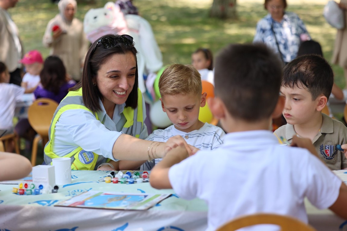 Kartepe'de Çevre Haftasına Miniklerden Renkli Dokunuş