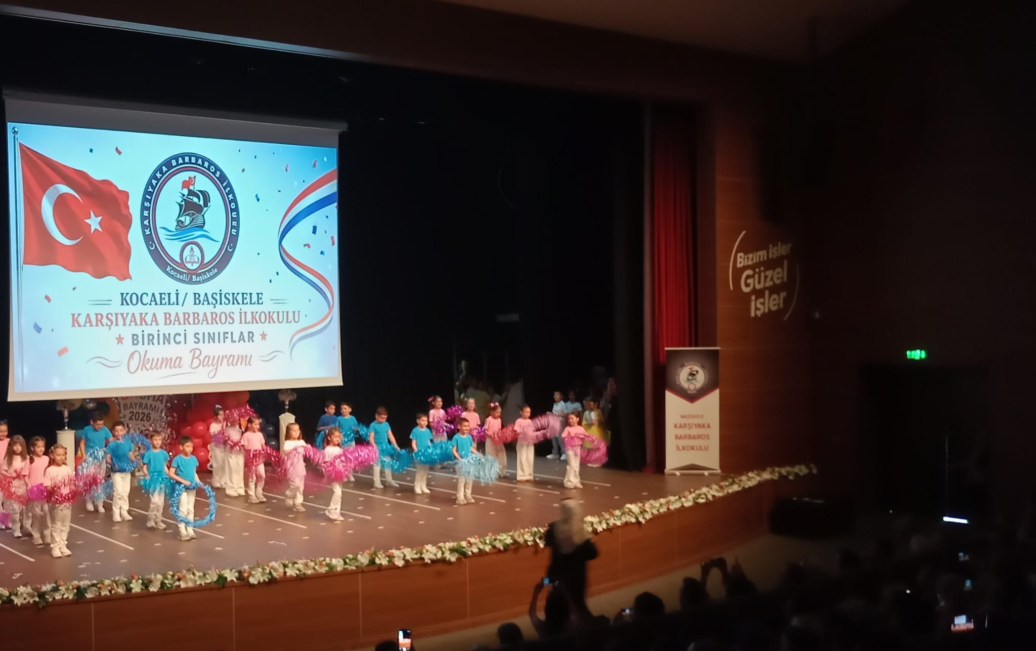 Barbaros İlkokulu Birinci Sınıf Öğrencilerinden Coşkulu Okuma Bayramı