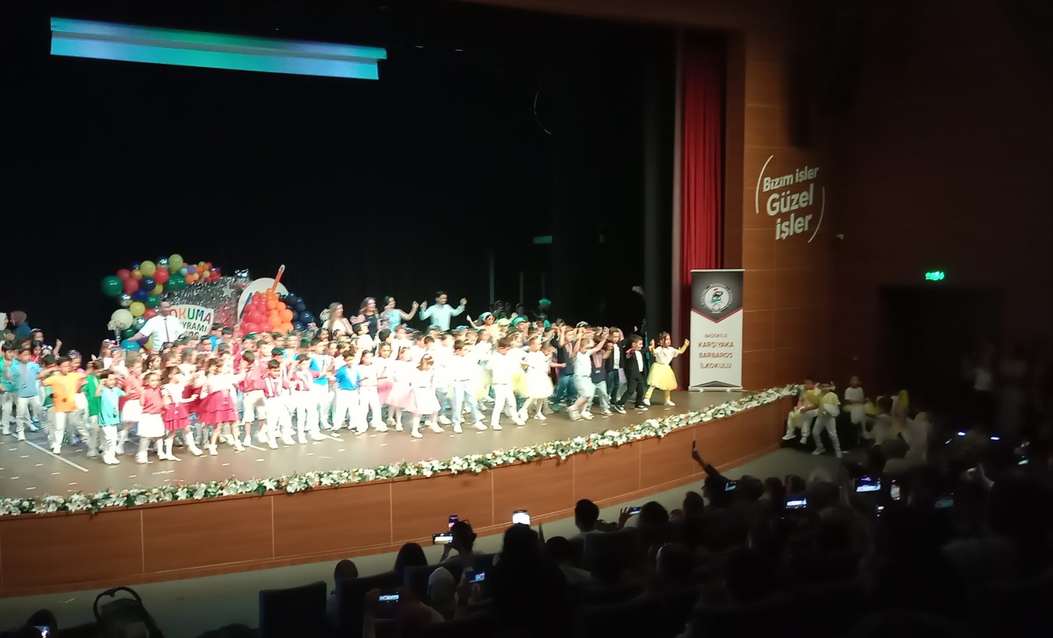 Barbaros İlkokulu Birinci Sınıf Öğrencilerinden Coşkulu Okuma Bayramı