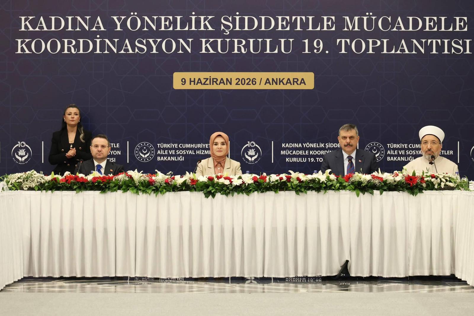 KADINA YÖNELİK ŞİDDETLE MÜCADELEDE KARARLILIK MESAJI