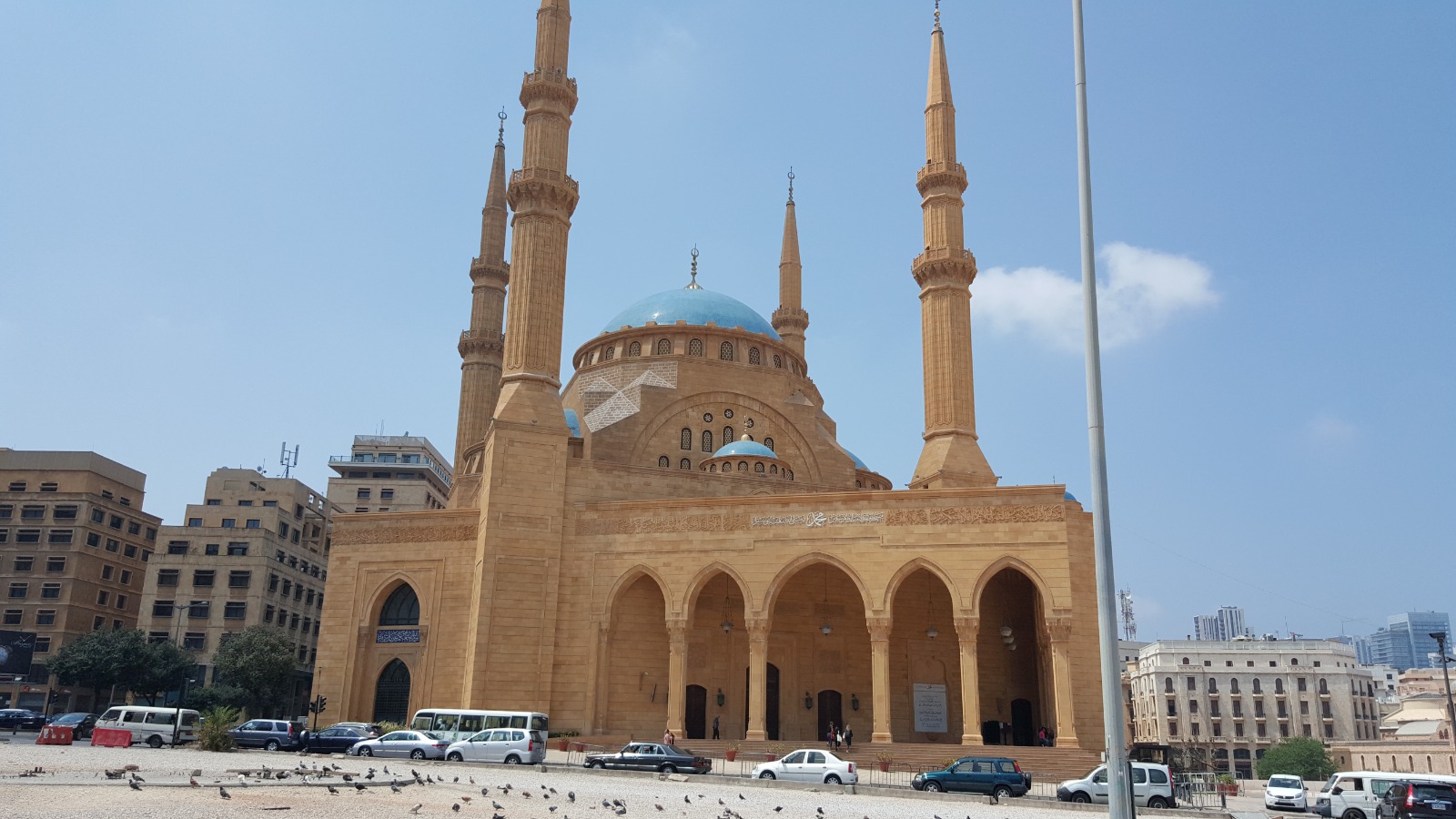Eğitimci Yazar Hayri Bostan'ın Beyrut Lübnan İzlenimleri