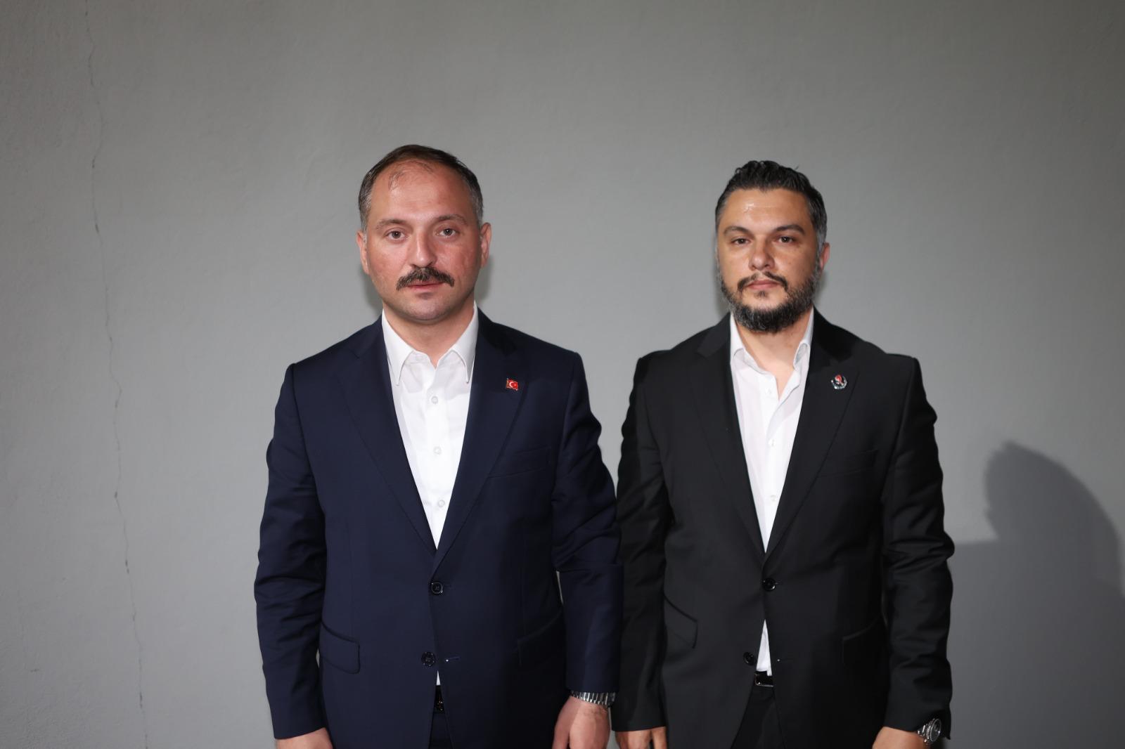Büyük Birlik Partisi Çayırova'da Bayrak Değişimi