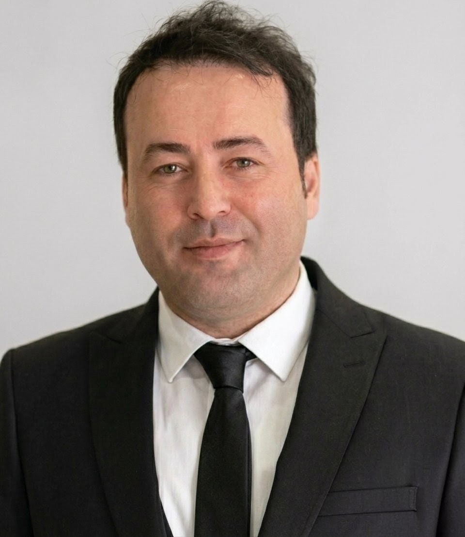 Atatürkçü Düşünce Derneği Kocaeli Şube Başkanı Taylan Bingöl: "Cumhuriyet ve Demokrasi Sahipsiz Değildir"