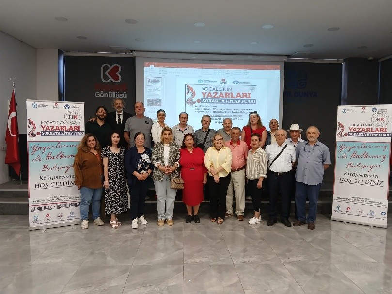 Kocaeli’de Edebiyat Rüzgârı…
 2. Kocaeli Yazarları Sokakta Kitap Fuarı Başlıyor
