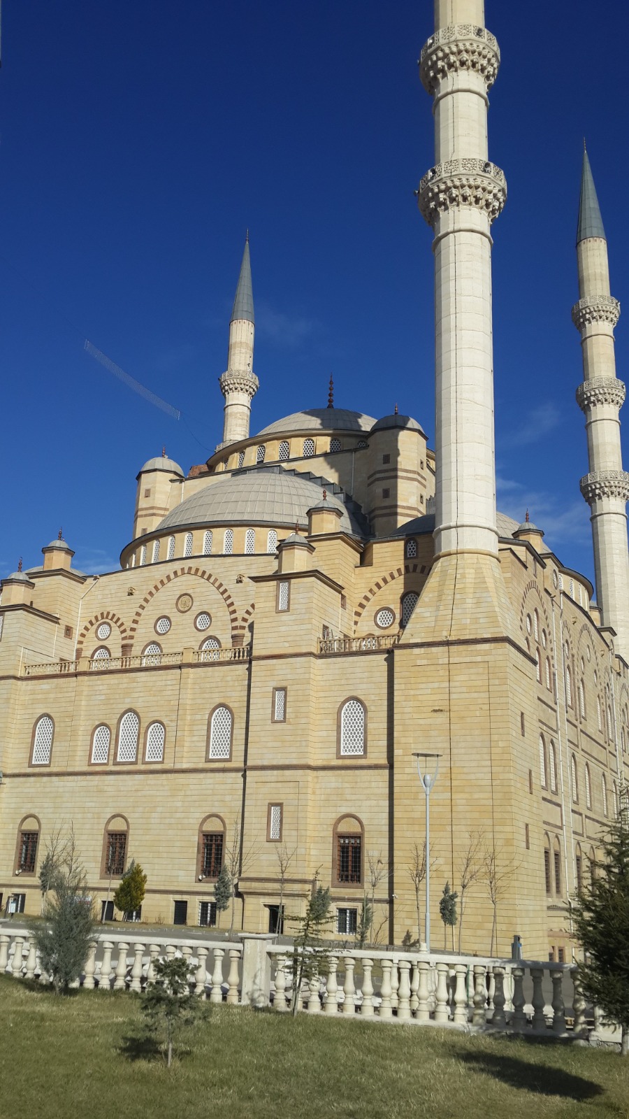 Eğitimci Yazar Hayri Bostan Gaziantep ve Kahramanmaraş Gezi Yazısı