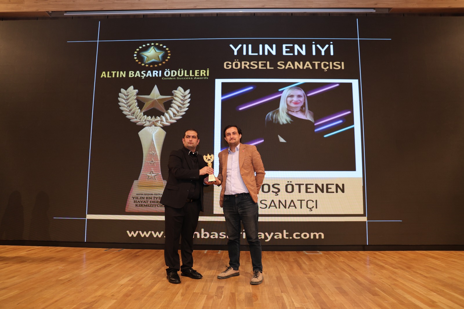 ALTIN BAŞARI ÖDÜLLERİ SAHİPLERİNİ BULDU! 
En İyiler 25.kez İSTANBUL’da Buluştu!!