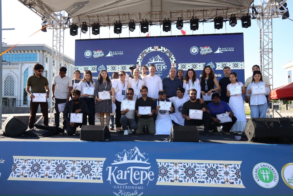 Kartepe'nin En Lezzetli Tabakları Yarıştı