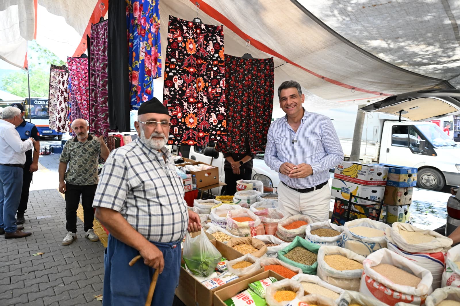 Başkan Kocaman Esnafın Tezgâhına Misafir Oldu