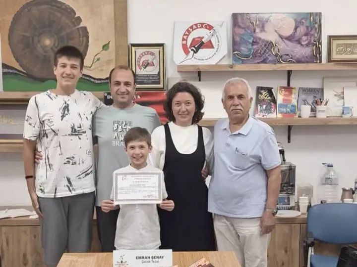Balıkesirli Minik Yazar Emrah Şenay, BAYŞAD'da Düzenlenen Söyleşide Büyük İlgi Gördü