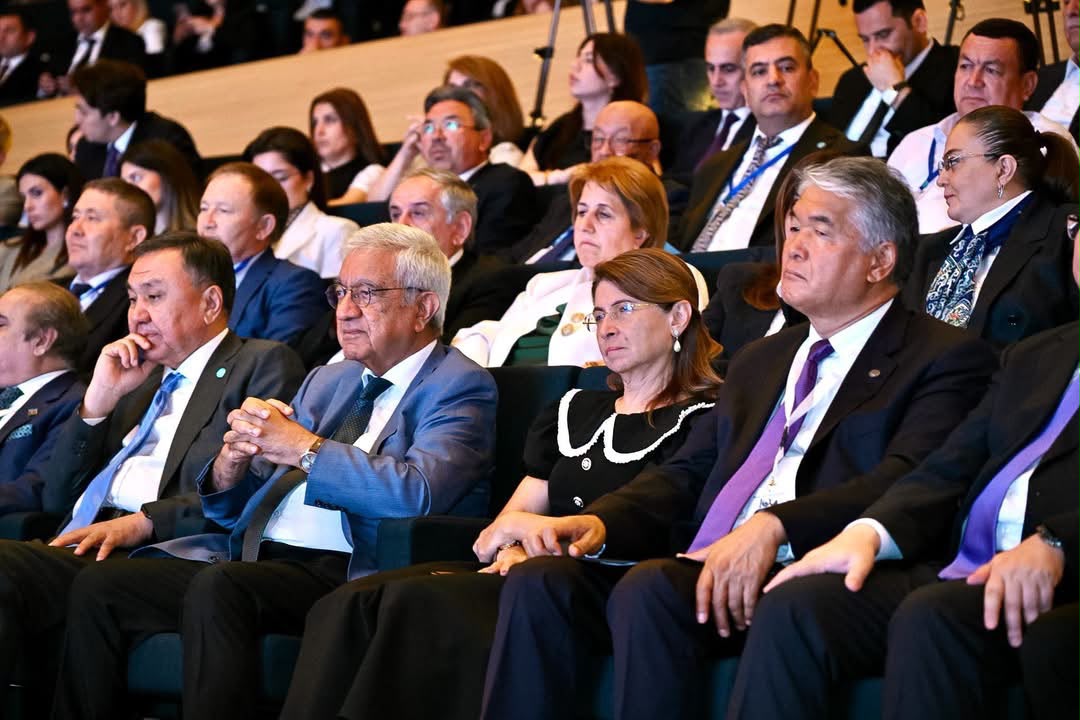 Türk Dünyası Bakü’de Buluştu: 100. Türkoloji Kurultayı Coşkuyla Kutlanıyor…