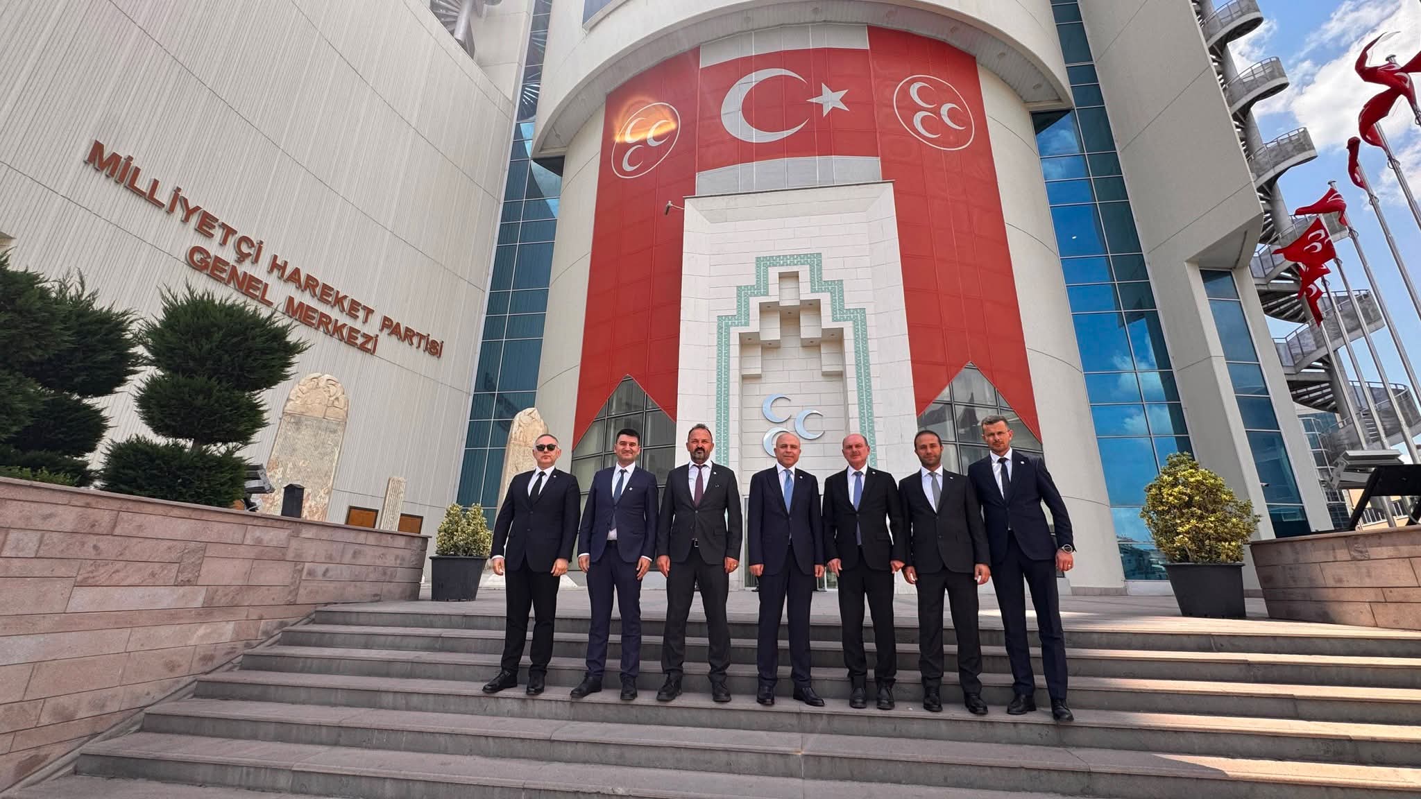 Körfez Ticaret Odası Heyeti, MHP Genel Başkan Yardımcısı Özgür Bayraktar'ı Ziyaret Etti
