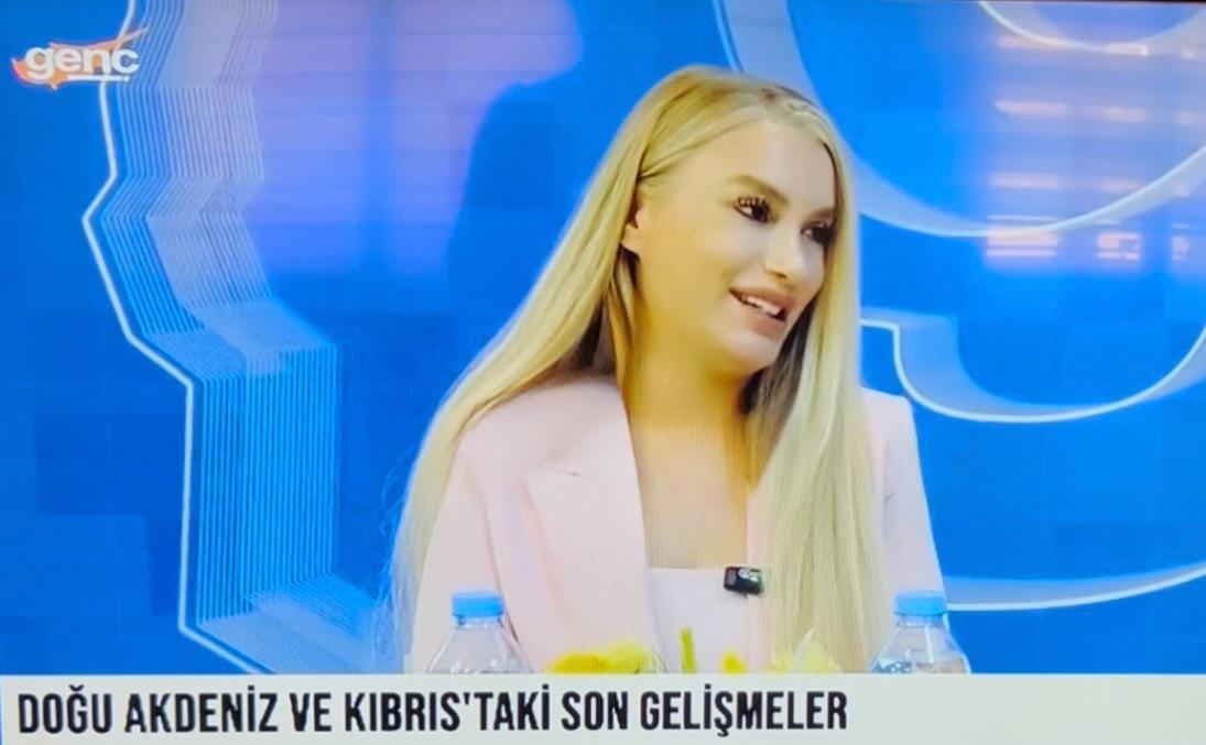 Gazeteci ve Haber Spikeri Yeşim Eryılmaz, Kıbrıs Genç TV'de Gündemi Değerlendirdi