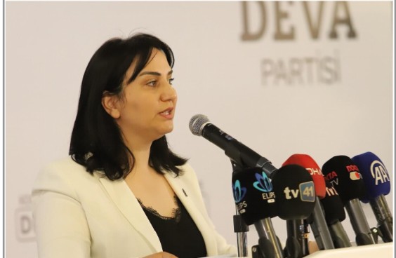 Zeynep Sudan - Deva Partisi Genel Merkez Kadın Politikalarından Sorumlu Genel Başkan Yardımcısı
