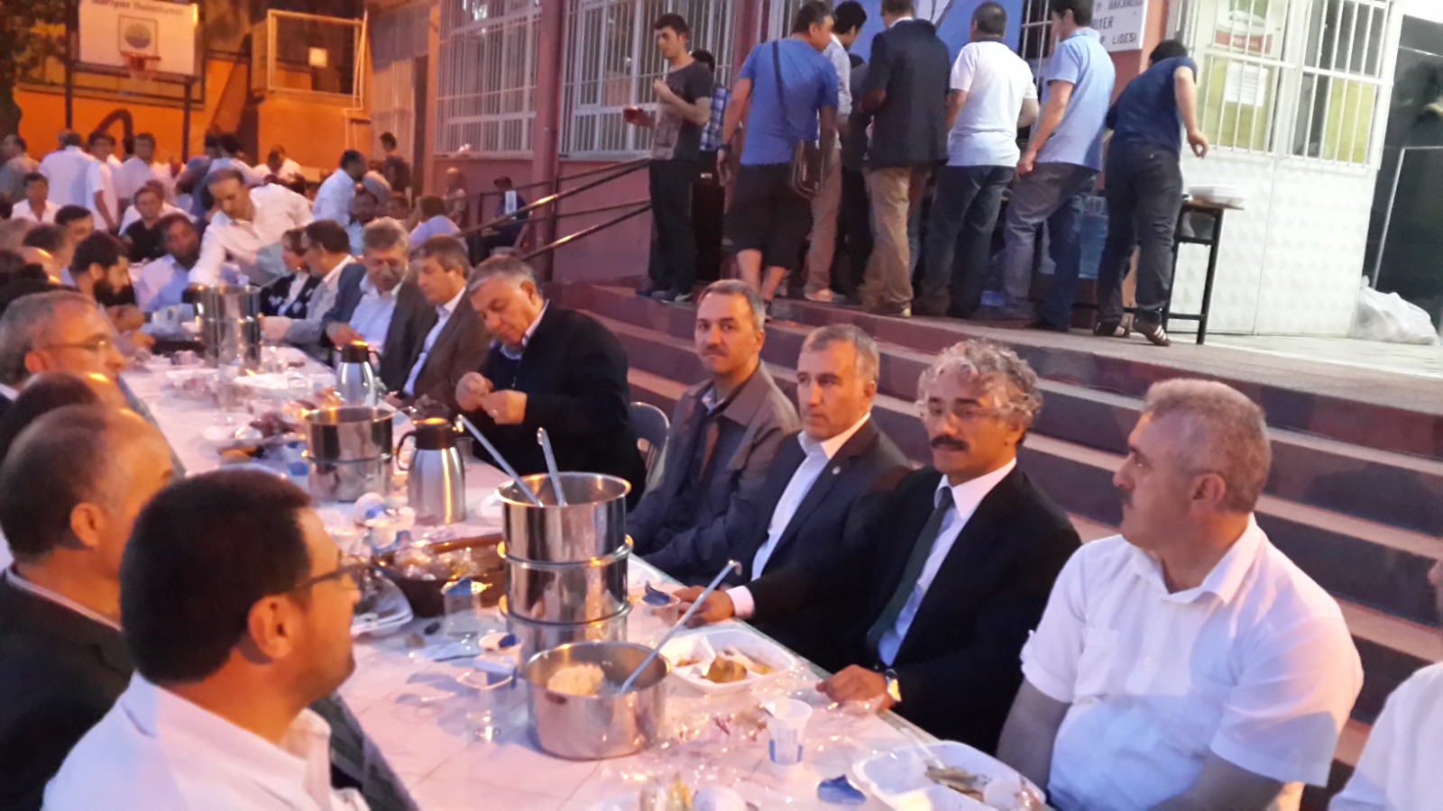 Eğitimci Yazar Hayri Bostan Köşe Yazısı: Sarıyer'de Vuslat