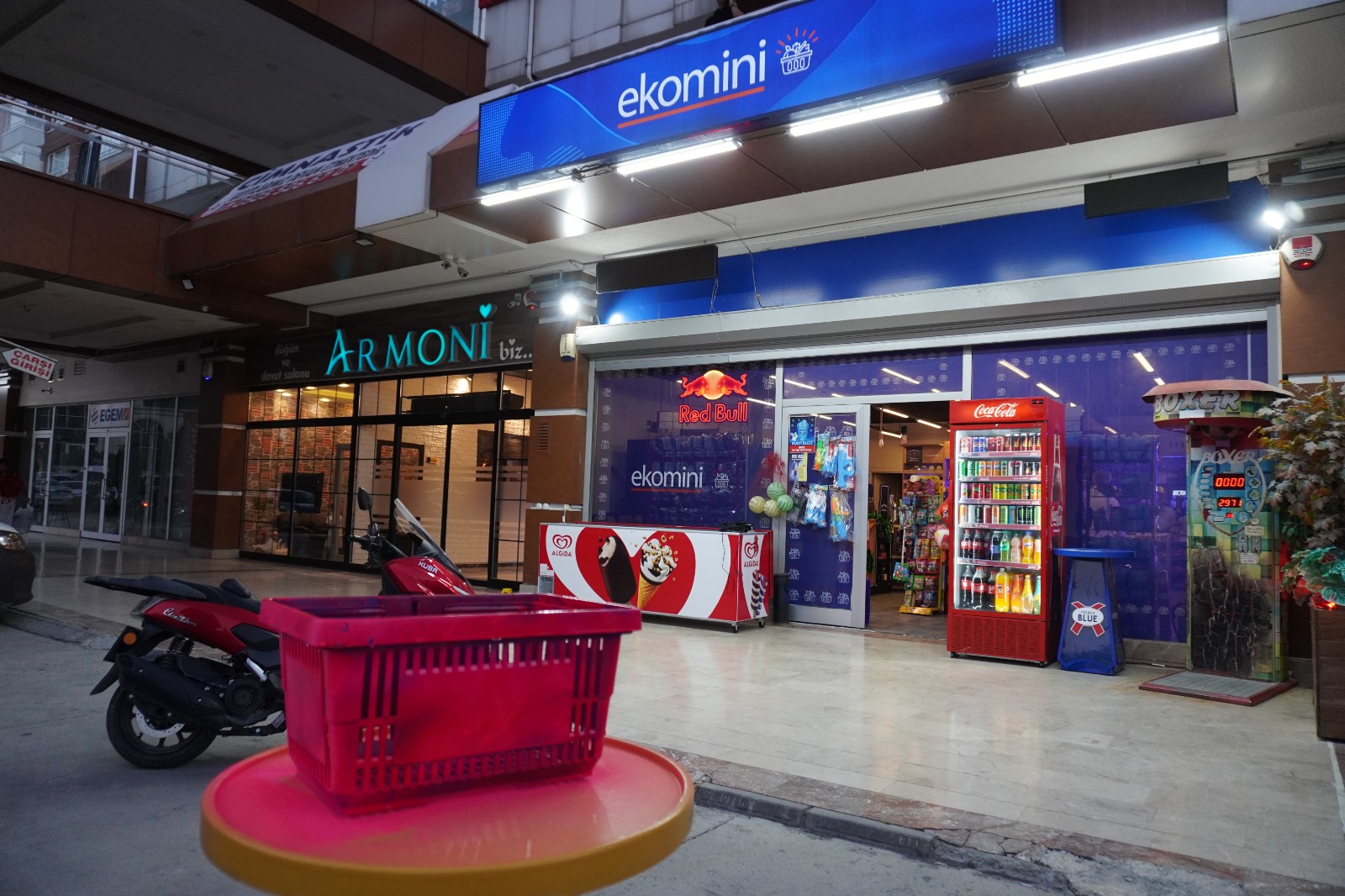 TEKEL'DE PEMBE SEPET UYGULAMASI: BEKÂRLAR İÇİN YENİ TANIŞMA FIRSATI
