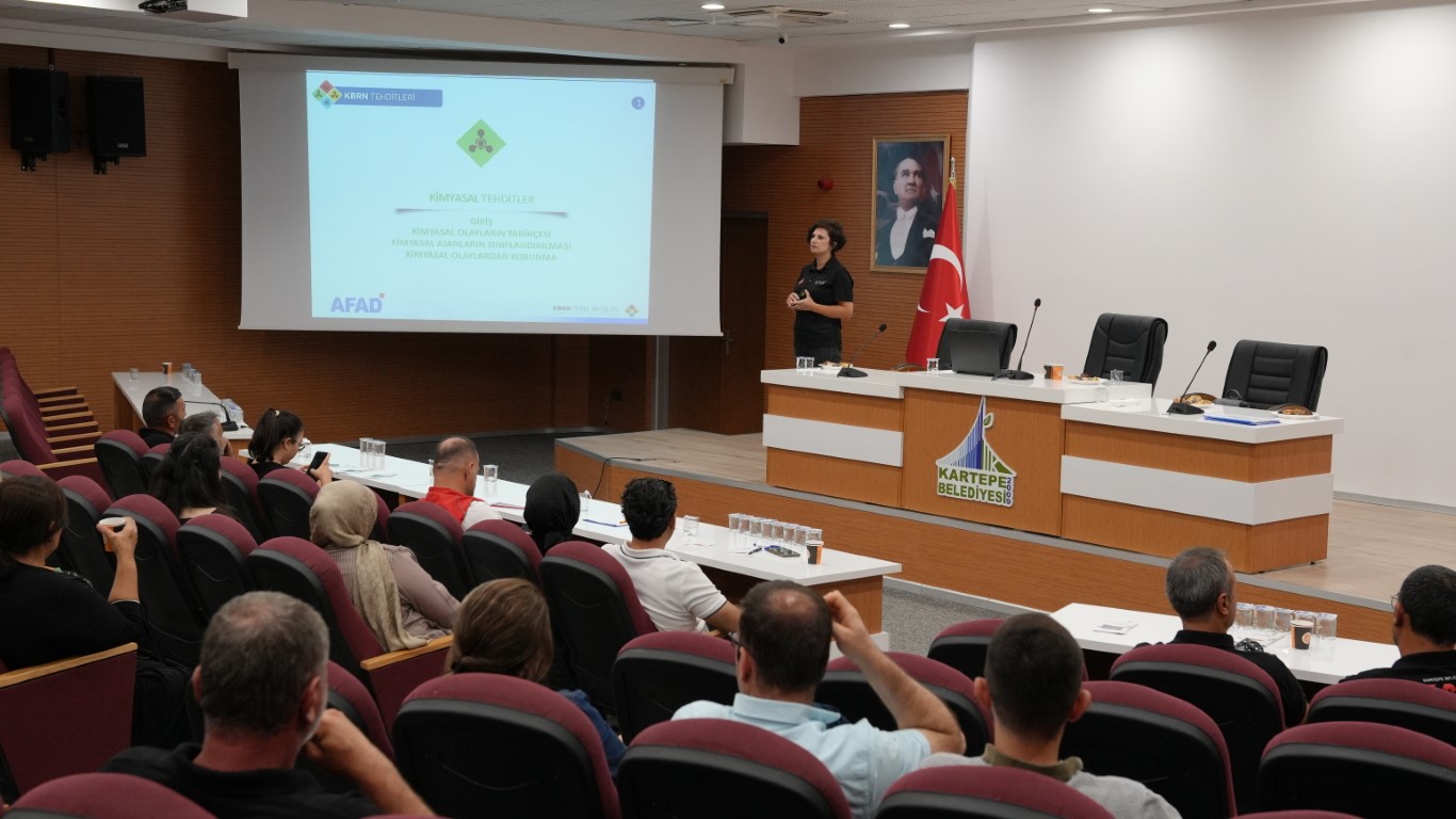Kartepe Belediyesi Personeline Afet Eğitimi