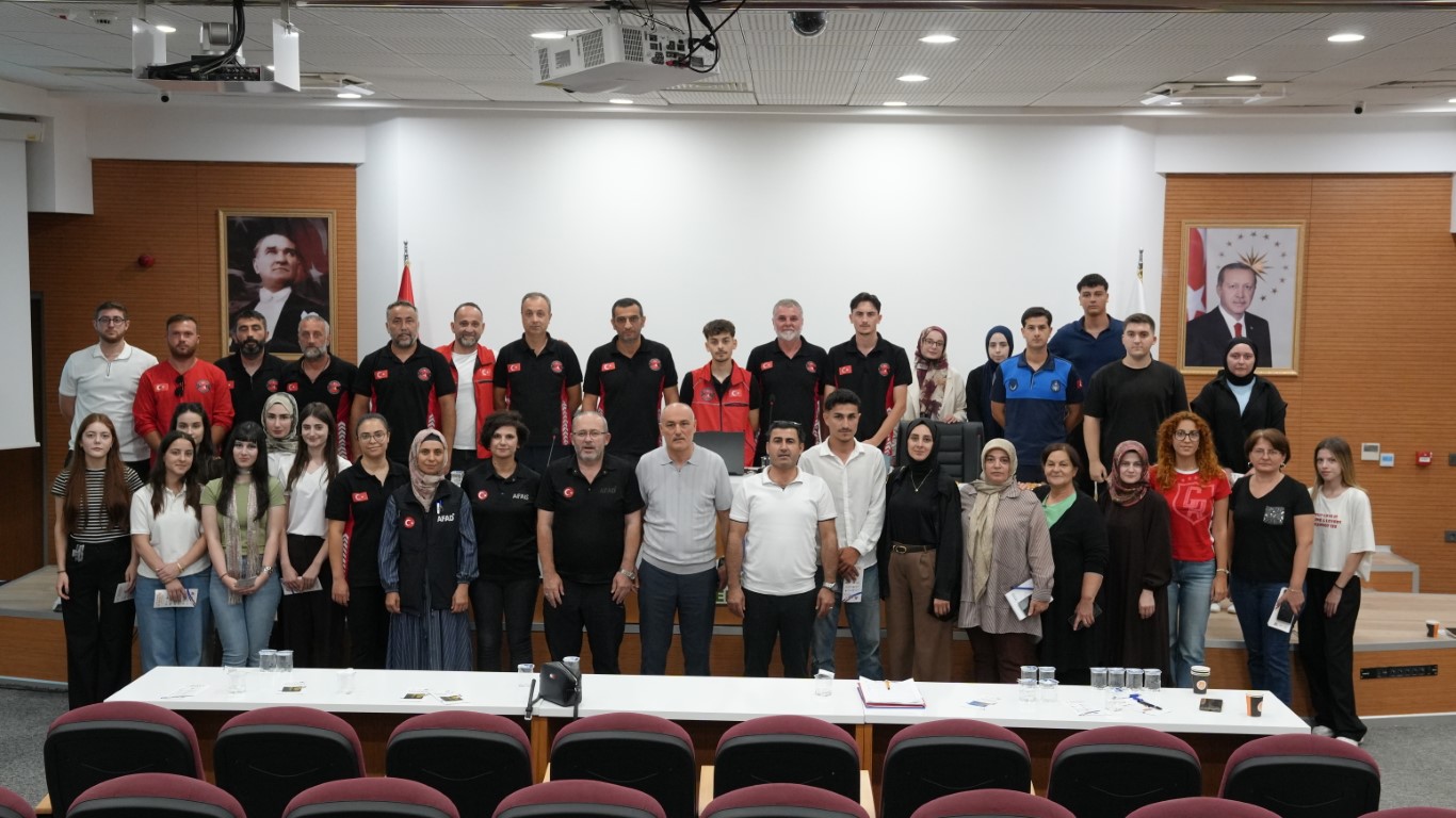Kartepe Belediyesi Personeline Afet Eğitimi