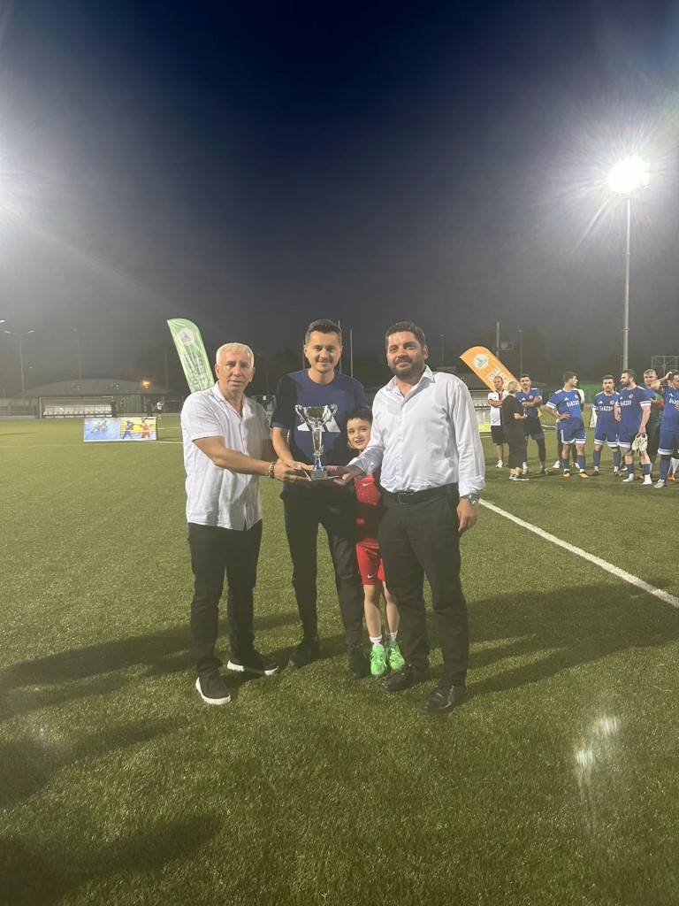 Kartepe Belediyesi'nde Futbol Turnuvası Dostlukla Tamamlandı