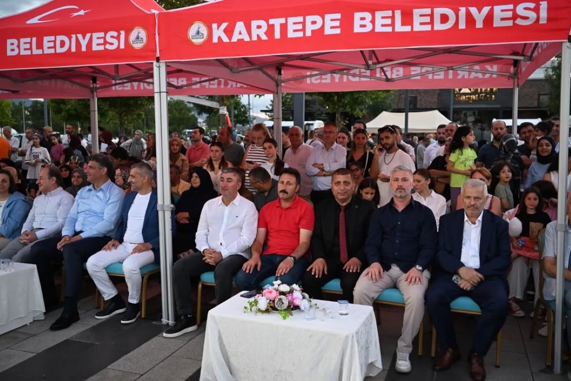 Kartepe'de Balkan Kültürü Coşkusu Yaşandı