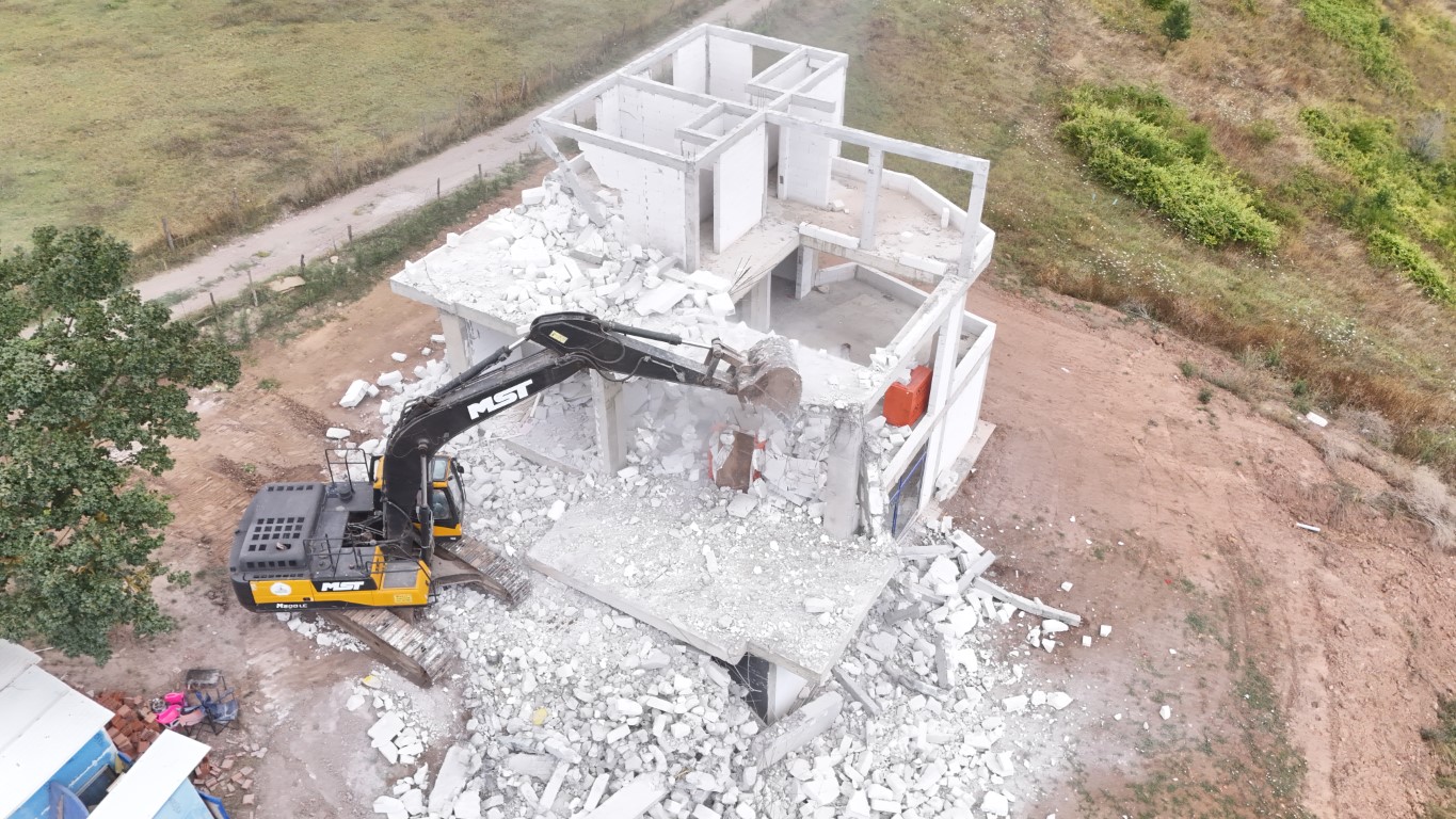 Kartepe'de Ruhsatsız Yapılara Geçit Yok