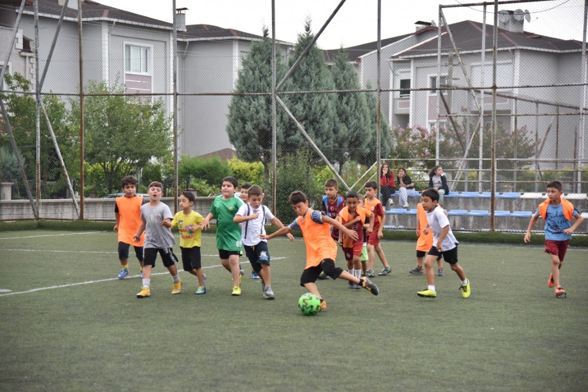 Kartepe'de Yaz Spor Okulları Kayıtları Başladı