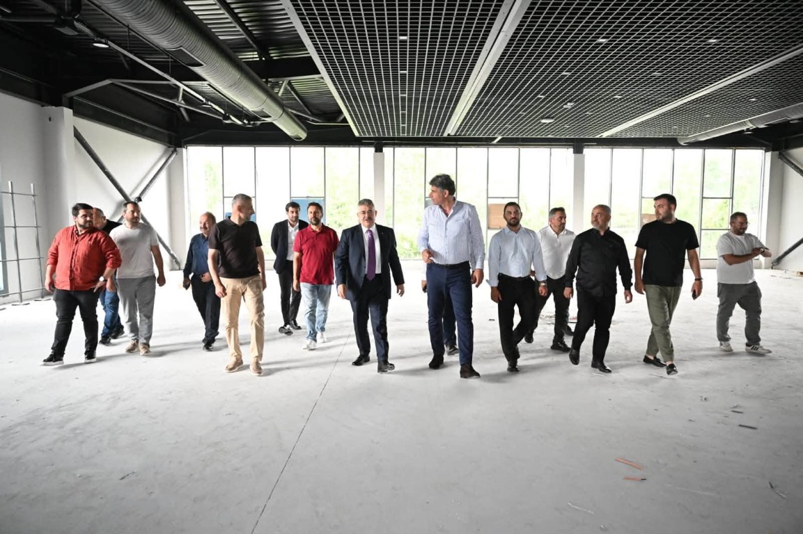 Kartepe'ye Modern Spor Tesisi Kazandırılıyor