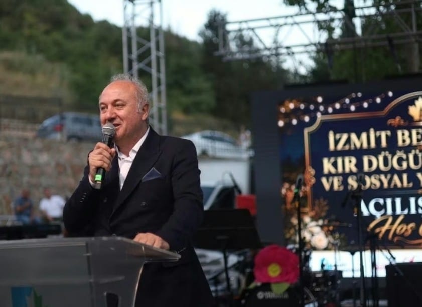 Cephanelik’e Yeni Sosyal Yaşam Alanı: İzmit Belediyesi Kır Düğün Salonunu Hizmete Açtı