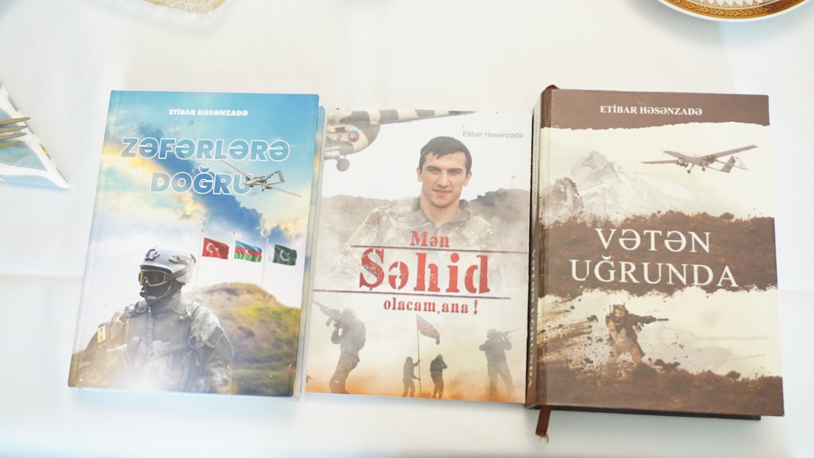 Azerbaycanlı Yazar Etibar Hasanzade, Daşkesen'de Vatan Muharebesi Gazileriyle Buluştu