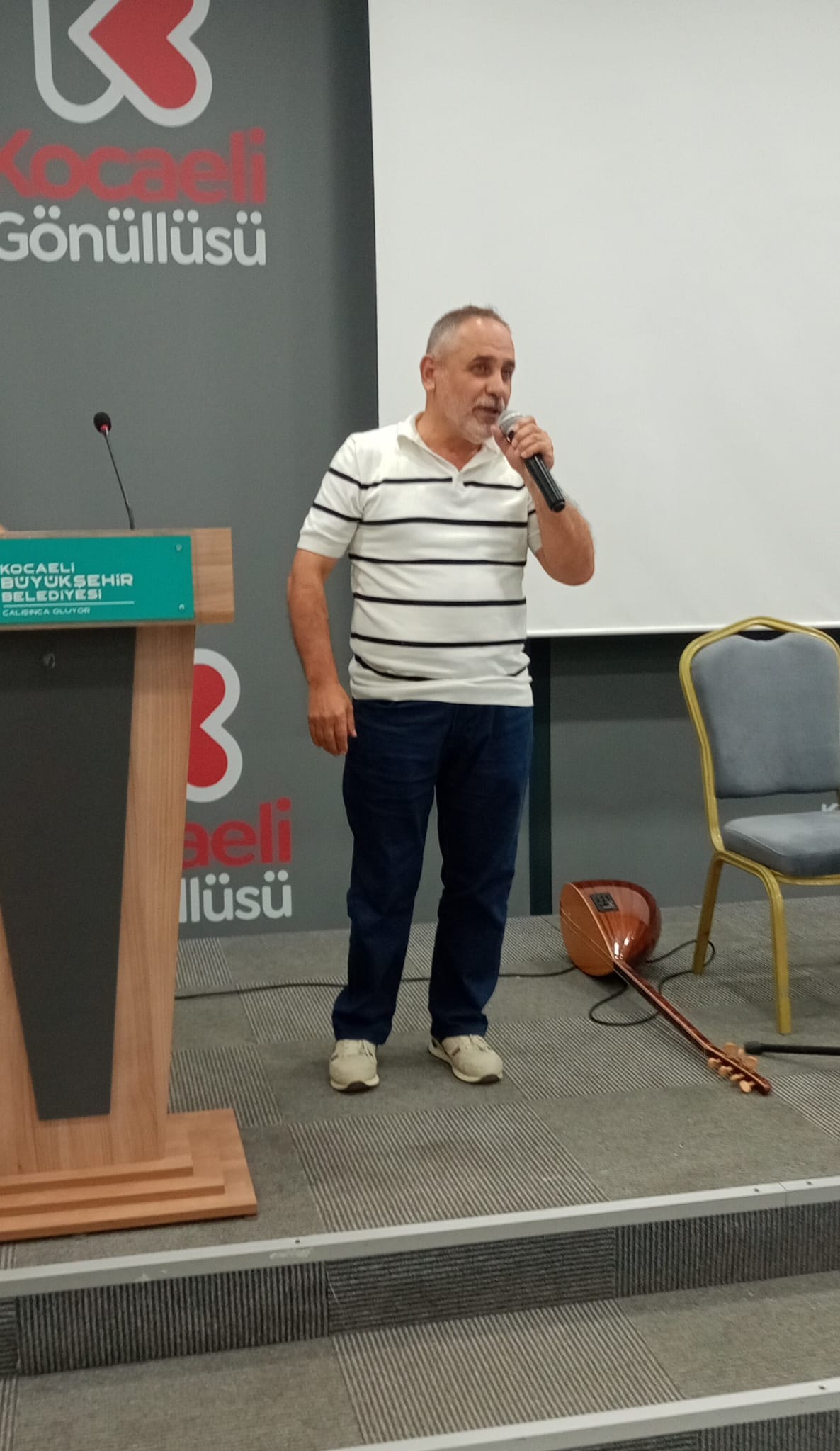 TÜSŞAD Gönülleri Şiir ve Müzikle Buluşturdu