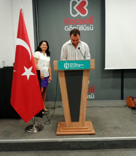 TÜSŞAD Gönülleri Şiir ve Müzikle Buluşturdu