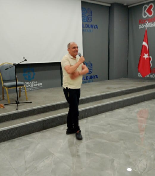 TÜSŞAD Gönülleri Şiir ve Müzikle Buluşturdu