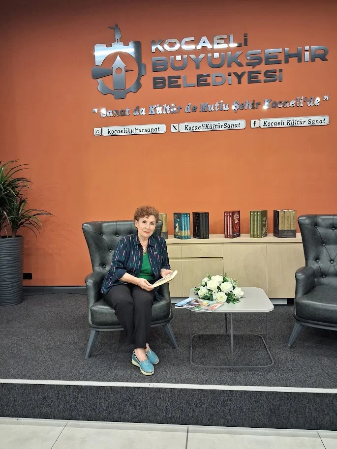 Gazeteci Yazar Sevcan Tamer İzmit’in Eski Günlerini ve Komşuluk İlişkilerini Anlattı